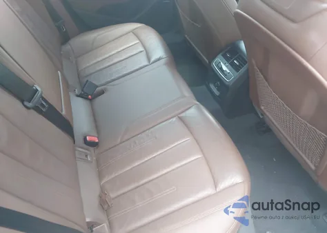 2017 Audi A4 2.0T Premium z USA, uszkodzony, nr VIN WAUGNAF41HA044348